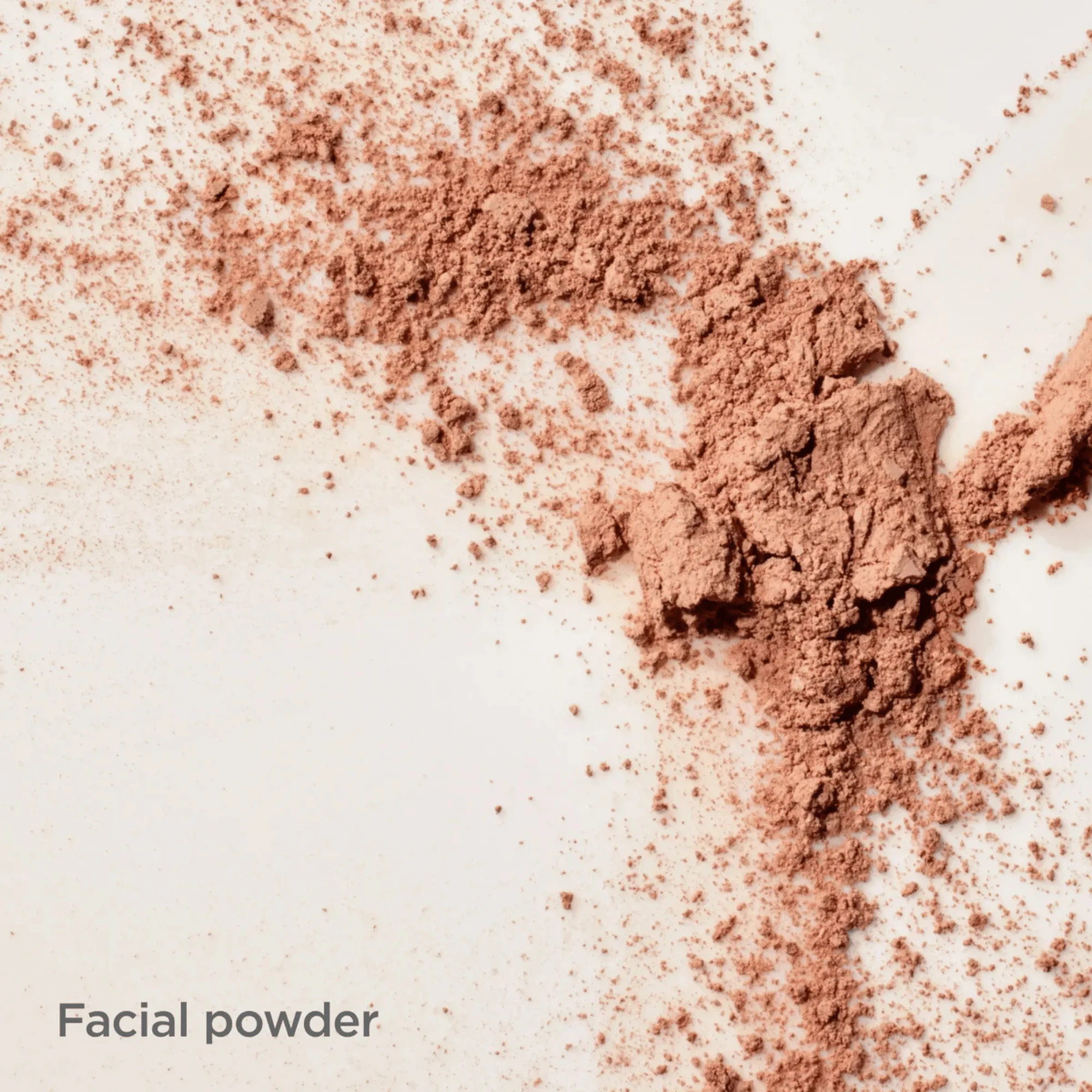 ISDIN Isdinceutics Mineral Brush Facial Powder SPF 50 - Image 3